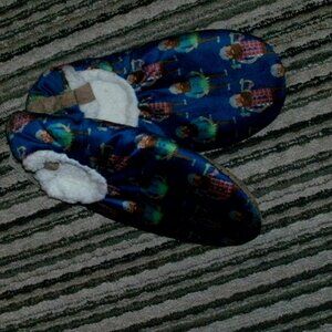NWT Fuzzy Babba Slippers Lumber Jack Bottom Grippers Faux Sherpa Lined sz 10/12